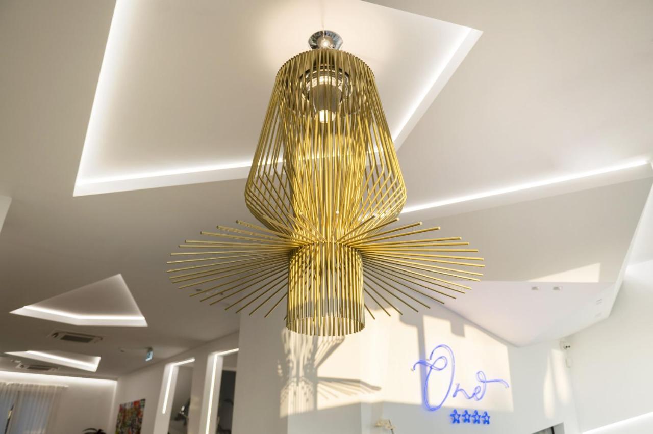 One Design Hotel Rimini Extérieur photo